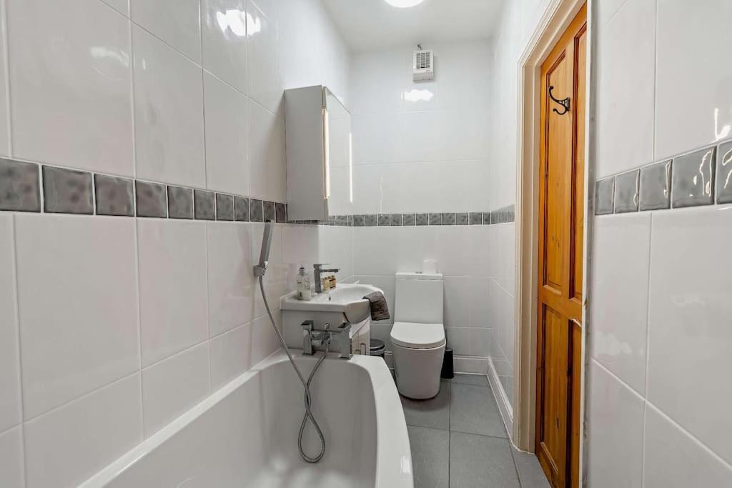 הוילה Dizzy Heights Swanage Sleeps 10 With Amazing Views מראה חיצוני תמונה