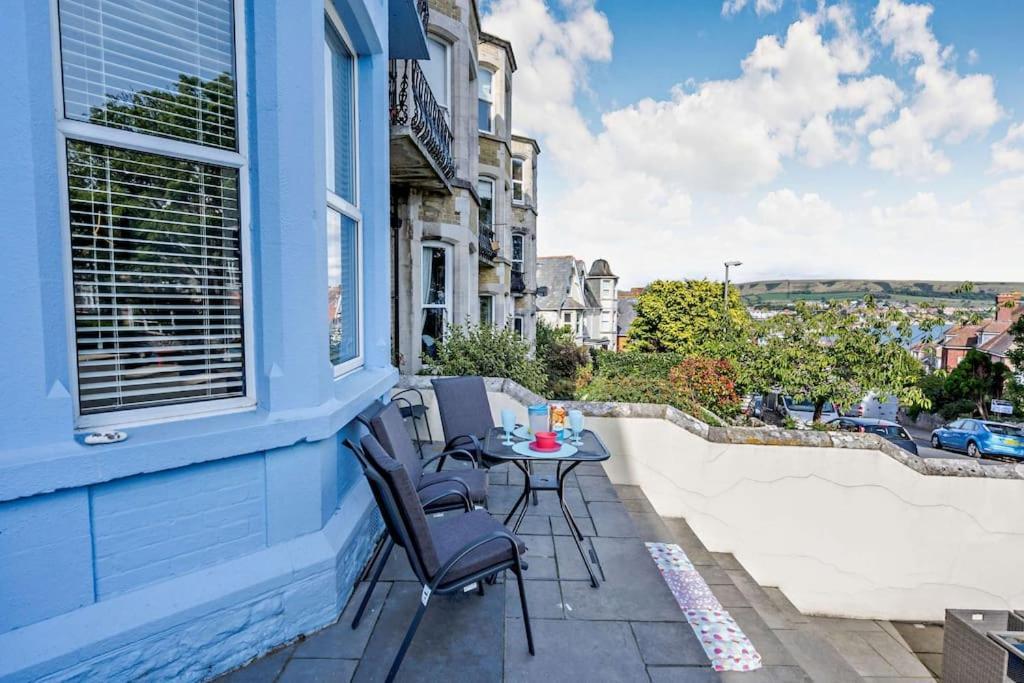 הוילה Dizzy Heights Swanage Sleeps 10 With Amazing Views מראה חיצוני תמונה